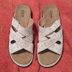 NEW Clarks Bendables White Leather Sandals 7.5M